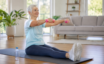 Simple Habits for Maintaining Strength and Mobility as You Age